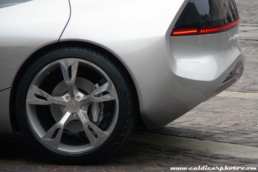 Детали экстерьера Pininfarina Sintesi 2008 года  (фото 36 из 53)